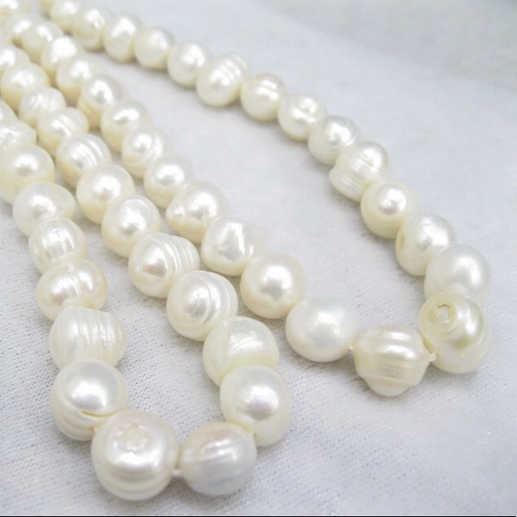 NWT Genuine Cultured Freshwater Pearls 34” Infinity Strand 10.5-11 MM - Picture 2 of 6